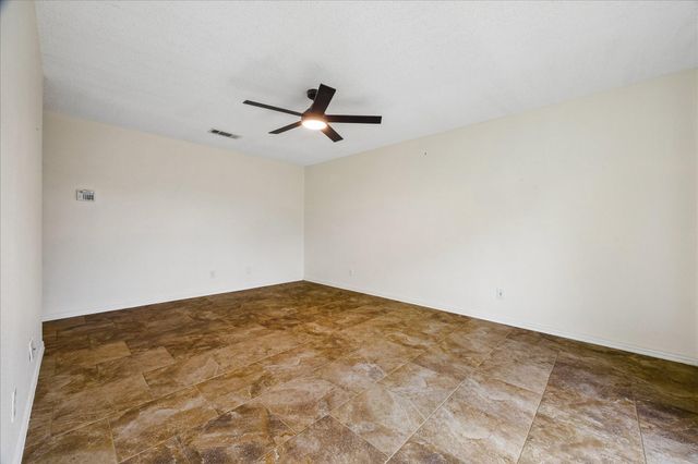 810 Halewood Drive, Houston, TX 77062