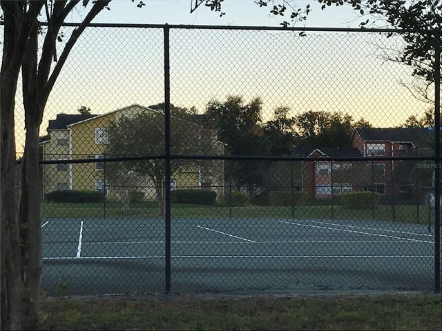 4740 WALDEN CIRCLE 1035, Orlando, FL 32811