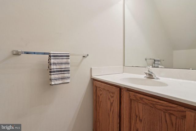 2604 WESTFIELD CT, Newtown Square, PA 19073