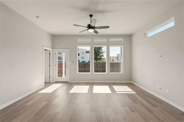 2206 Luna Azul VW 78, Round Rock, TX 78664