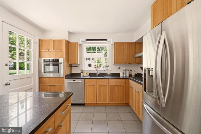 7822 FULBRIGHT CT, Bethesda, MD 20817