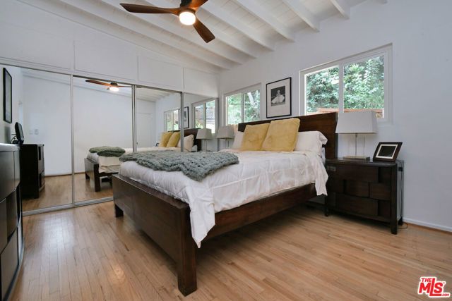 15170 Encanto Drive, Sherman Oaks, CA 91403