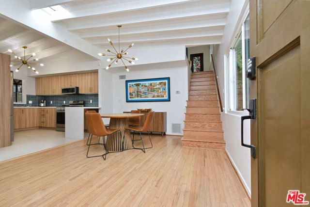 15170 Encanto Drive, Sherman Oaks, CA 91403