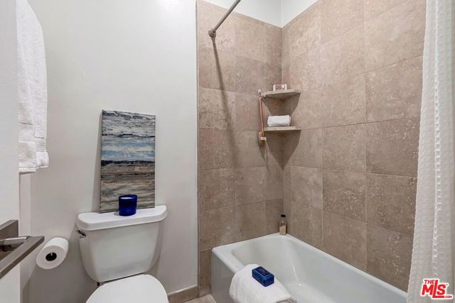 901 10th Street 303, Santa Monica, CA 90403