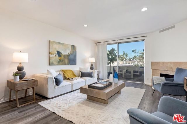 901 10th Street 303, Santa Monica, CA 90403