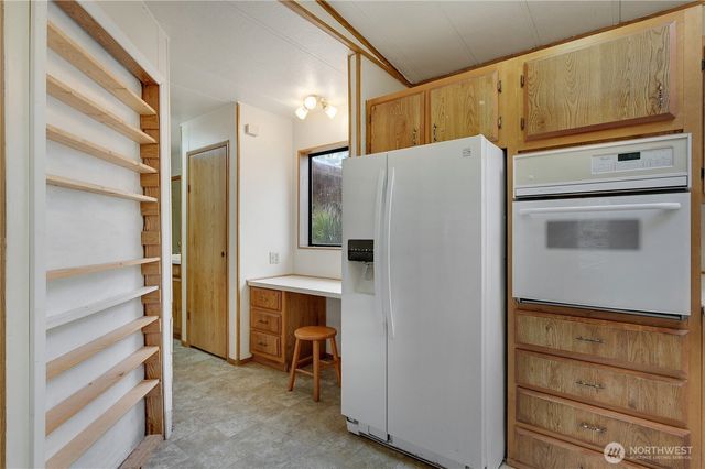 11627 SE Sedgwick Road, Southworth, WA 98366