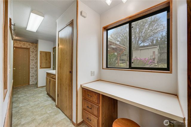 11627 SE Sedgwick Road, Southworth, WA 98366