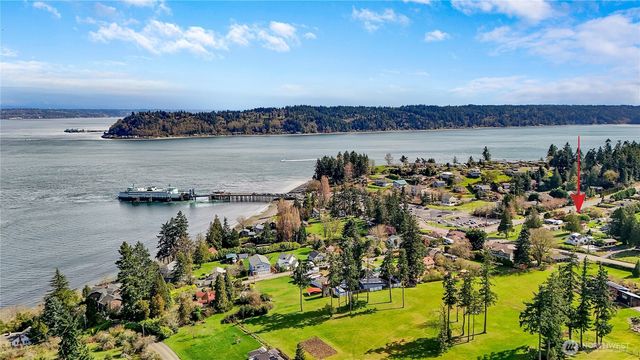 11627 SE Sedgwick Road, Southworth, WA 98366