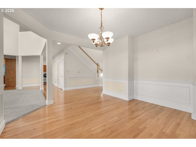 21223 Ne SHORE Dr, Fairview, OR 97024