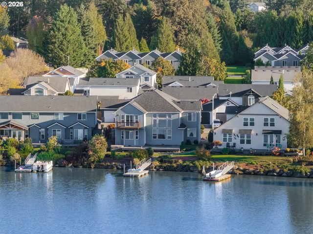21223 Ne SHORE Dr, Fairview, OR 97024