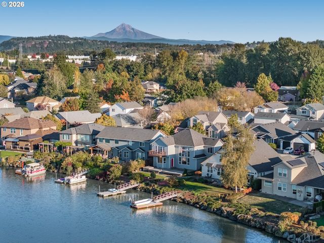 21223 Ne SHORE Dr, Fairview, OR 97024
