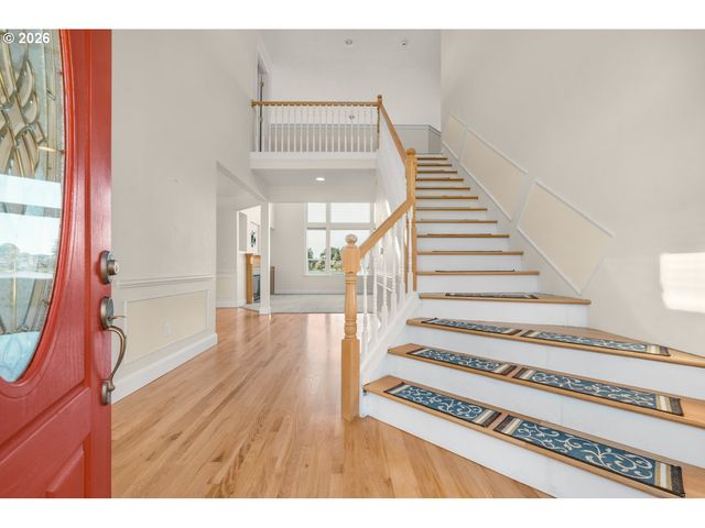 21223 Ne SHORE Dr, Fairview, OR 97024