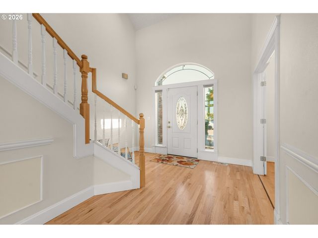21223 Ne SHORE Dr, Fairview, OR 97024