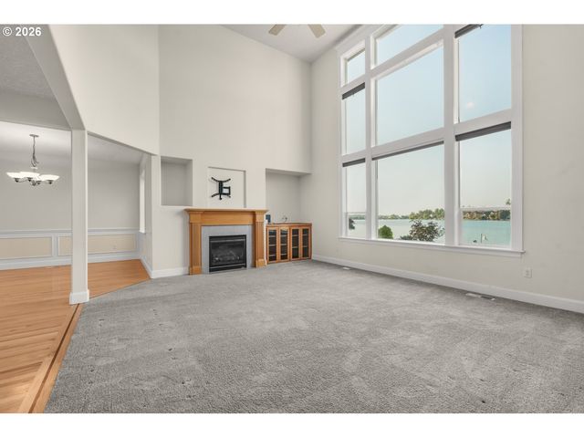 21223 Ne SHORE Dr, Fairview, OR 97024
