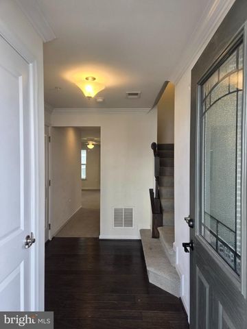8109 SECLUDED LN, Dundalk, MD 21222