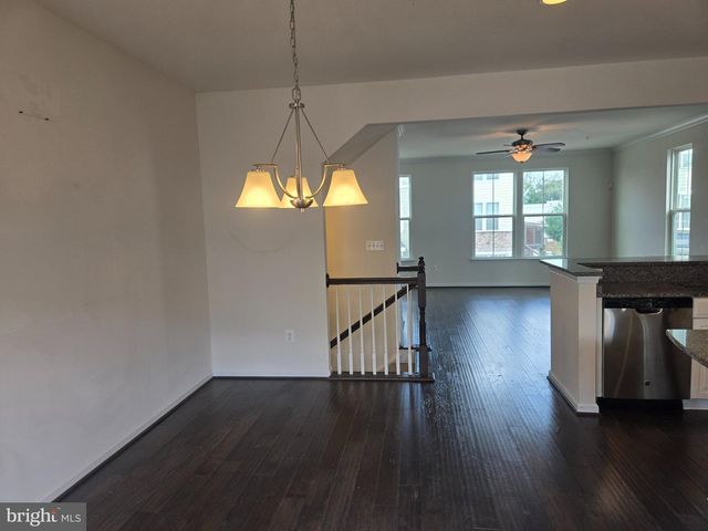 8109 SECLUDED LN, Dundalk, MD 21222