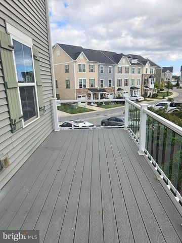 8109 SECLUDED LN, Dundalk, MD 21222