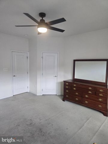 8109 SECLUDED LN, Dundalk, MD 21222