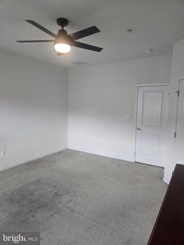 8109 SECLUDED LN, Dundalk, MD 21222