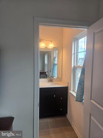 8109 SECLUDED LN, Dundalk, MD 21222