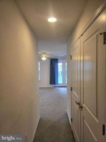 8109 SECLUDED LN, Dundalk, MD 21222