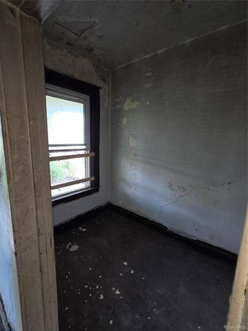 2917 McClellan Street, Detroit, MI 48214