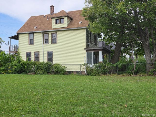2917 McClellan Street, Detroit, MI 48214