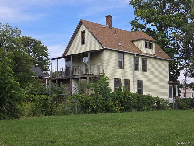 2917 McClellan Street, Detroit, MI 48214