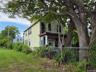 2917 McClellan Street, Detroit, MI 48214