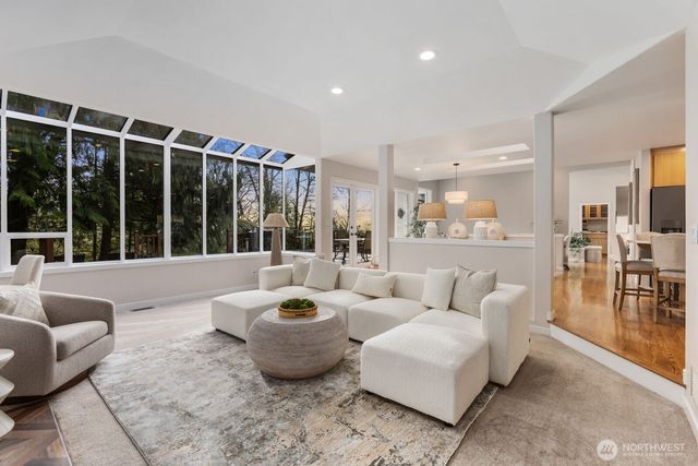 11700 198th Ave SE, Issaquah, WA 98027