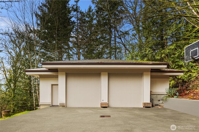 11700 198th Ave SE, Issaquah, WA 98027