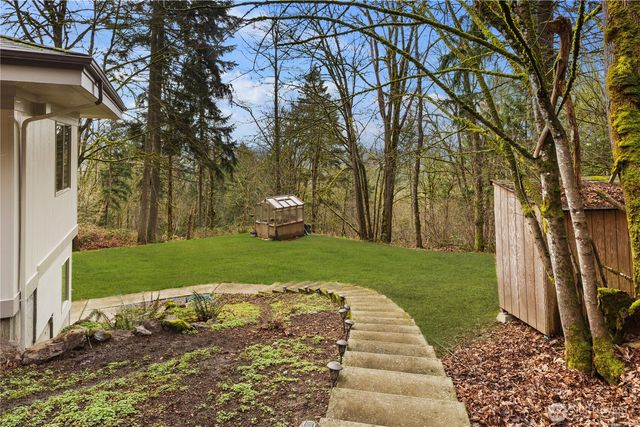 11700 198th Ave SE, Issaquah, WA 98027