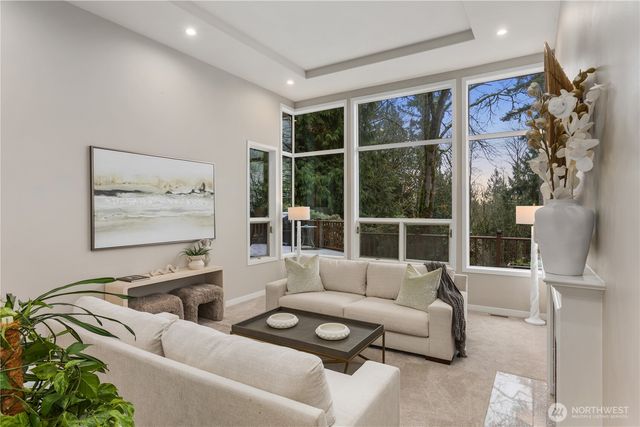 11700 198th Ave SE, Issaquah, WA 98027