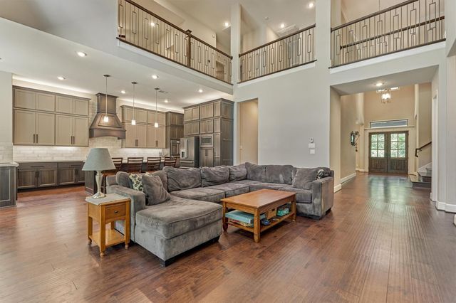16707 Stonecrest Drive, Conroe, TX 77302