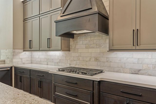 16707 Stonecrest Drive, Conroe, TX 77302
