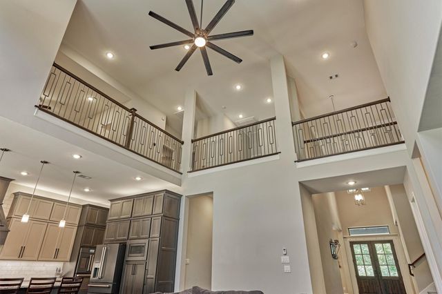 16707 Stonecrest Drive, Conroe, TX 77302