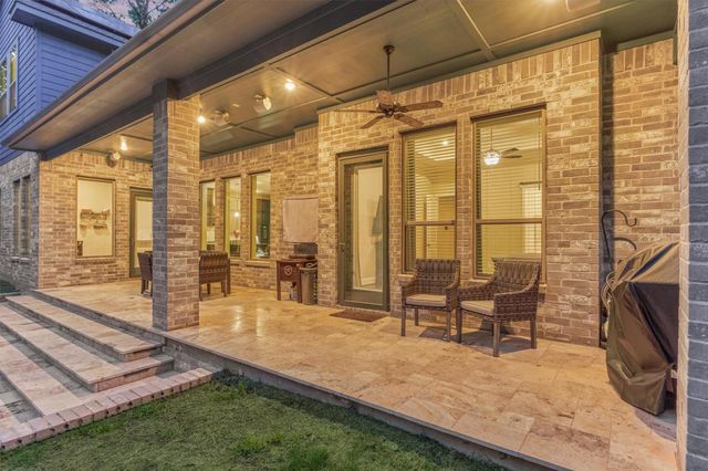 16707 Stonecrest Drive, Conroe, TX 77302