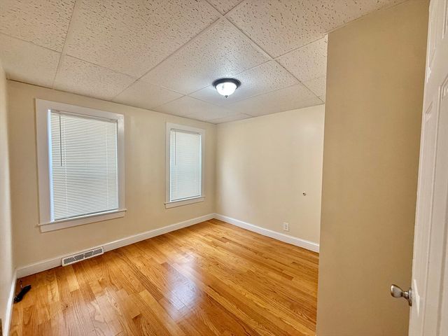 35 Highland Ave 1, Everett, MA 02149