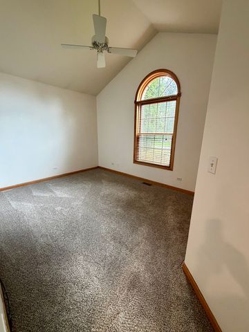 5024 Spring Road, Mchenry, IL 60050