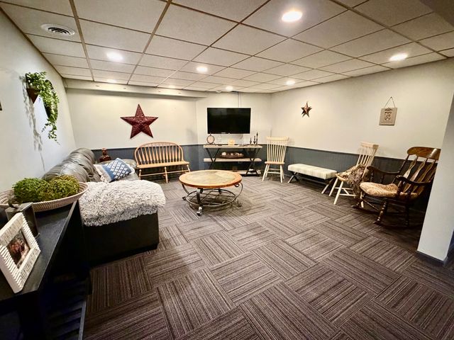 5024 Spring Road, Mchenry, IL 60050