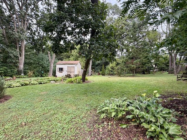 5024 Spring Road, Mchenry, IL 60050