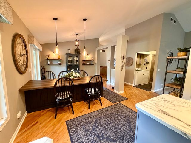 5024 Spring Road, Mchenry, IL 60050