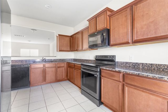11002 Hillside Creek Drive, Humble, TX 77396