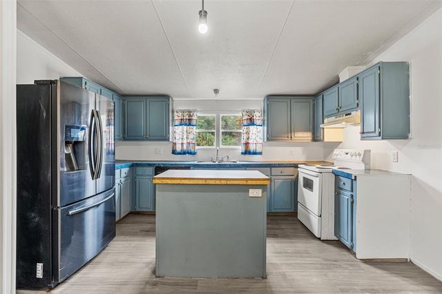 111 RALEIGH AVENUE, Satsuma, FL 32189