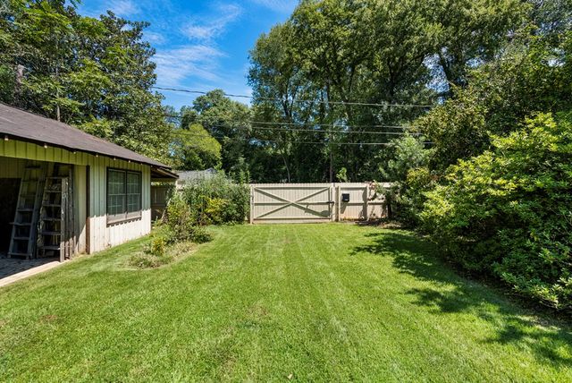 1136 E Dinglewood Drive, Columbus, GA 31906