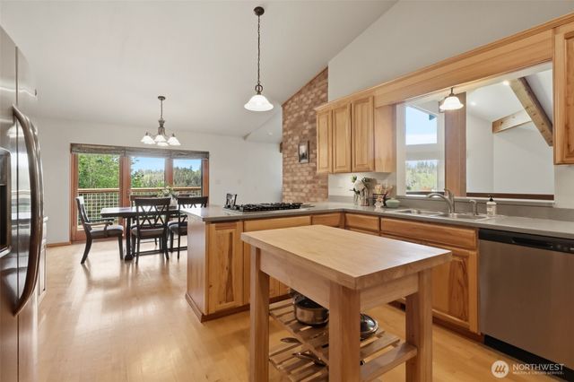 4802 92nd Avenue NW, Gig Harbor, WA 98332