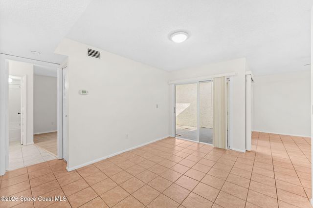 1430 Malibu Circle NE 111, Palm Bay, FL 32905