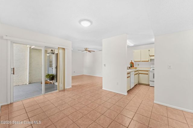 1430 Malibu Circle NE 111, Palm Bay, FL 32905