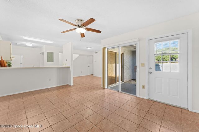 1430 Malibu Circle NE 111, Palm Bay, FL 32905