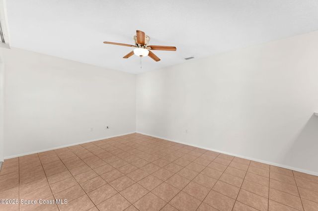 1430 Malibu Circle NE 111, Palm Bay, FL 32905